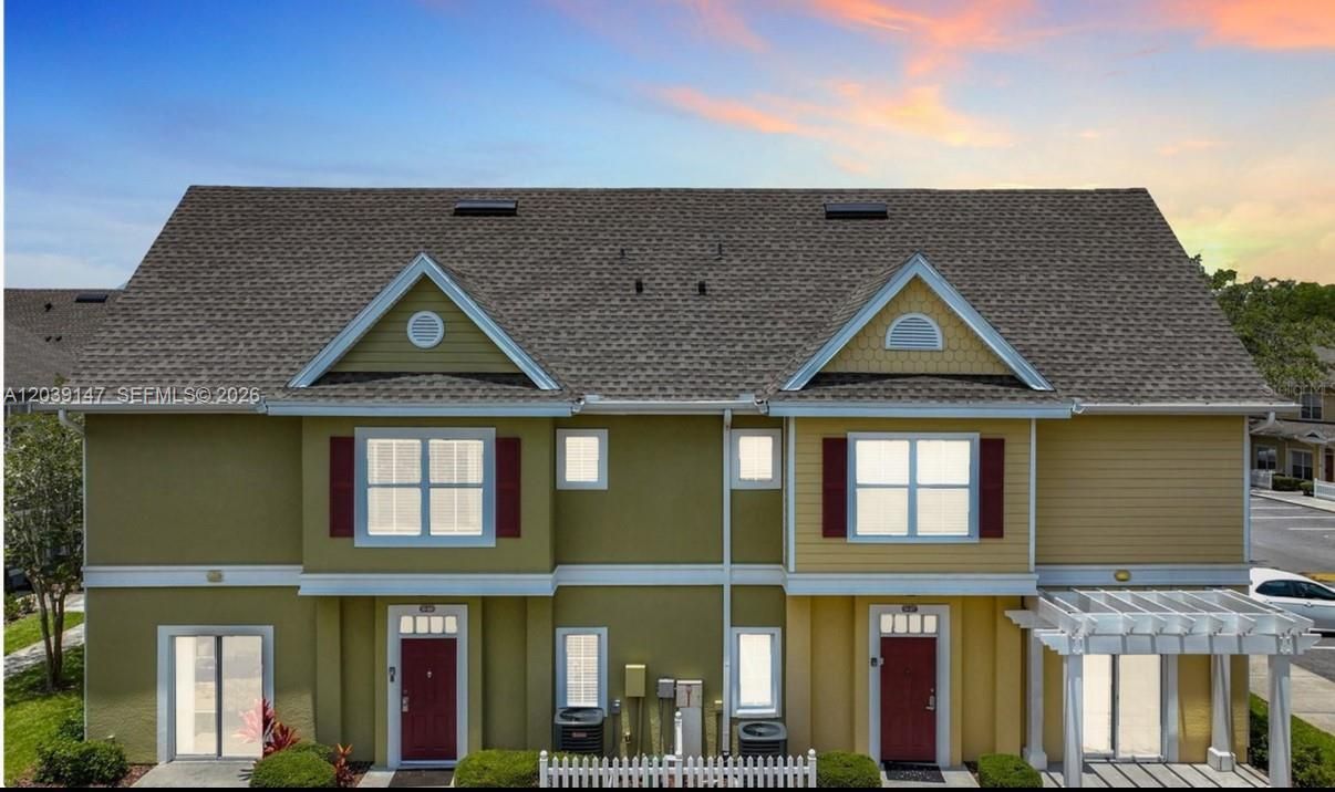 For Rent: $2,200 (4 beds, 3 baths, 0 Square Feet)