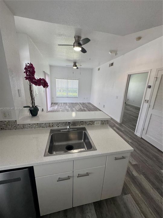 For Rent: $2,200 (4 beds, 3 baths, 0 Square Feet)