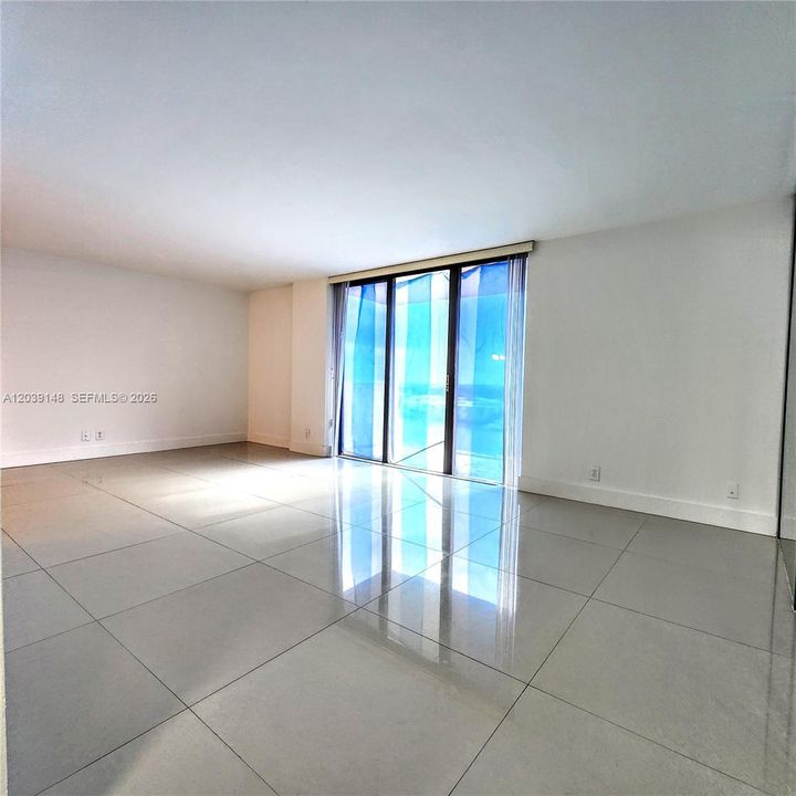 En Renta: $2,400 (2 camas, 2 baños, 1339 Pies cuadrados)