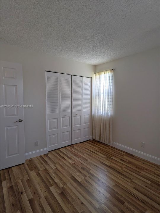 For Sale: $134,900 (2 beds, 2 baths, 800 Square Feet)