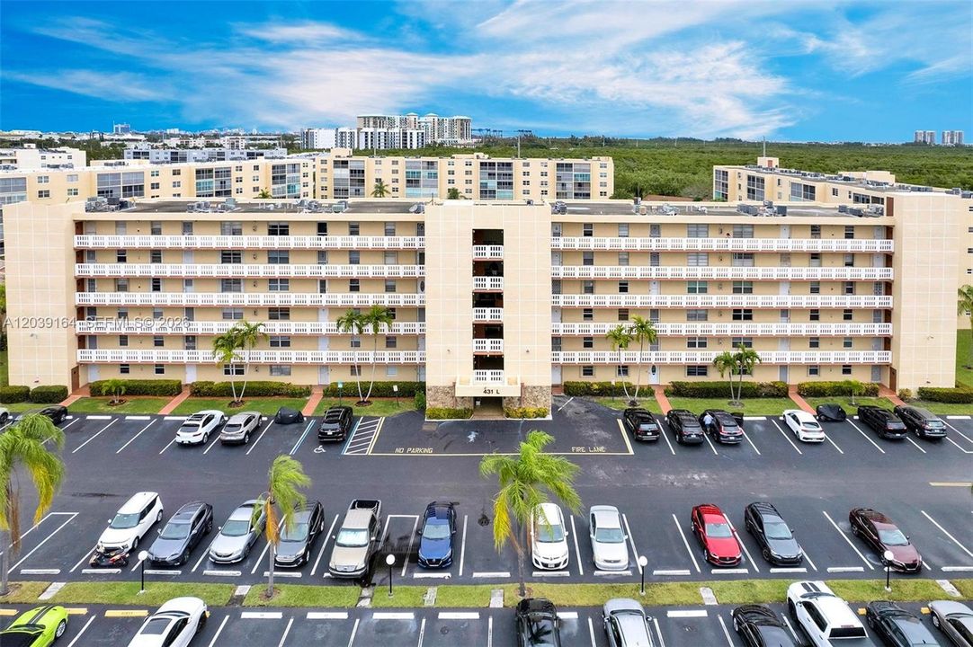 В аренду: $2,200 (2 спален, 2 ванн, 1190 Квадратных фут)