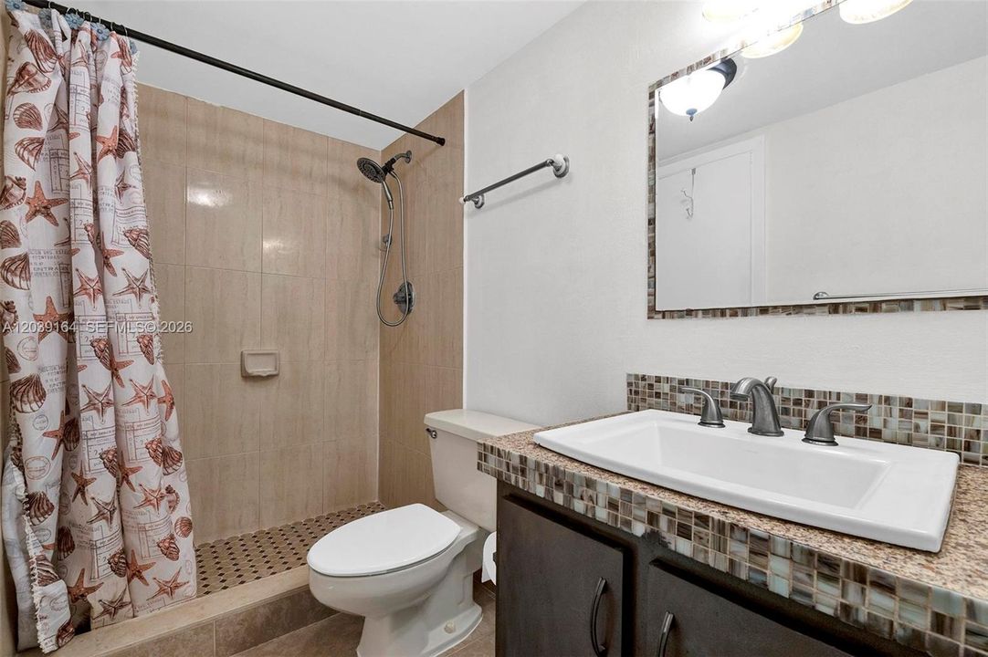 В аренду: $2,200 (2 спален, 2 ванн, 1190 Квадратных фут)