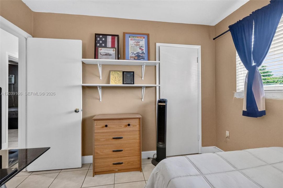 BEDROOM 2