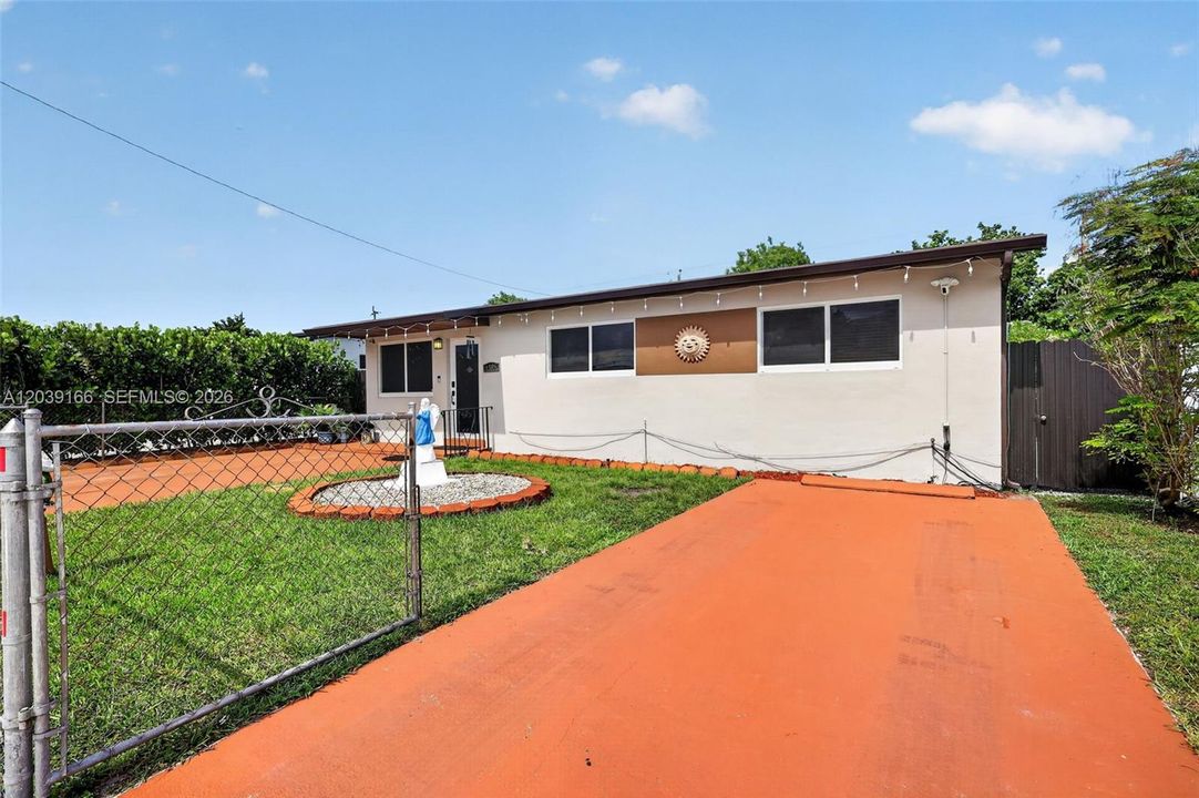 En Venta: $598,000 (3 camas, 1 baños, 1268 Pies cuadrados)