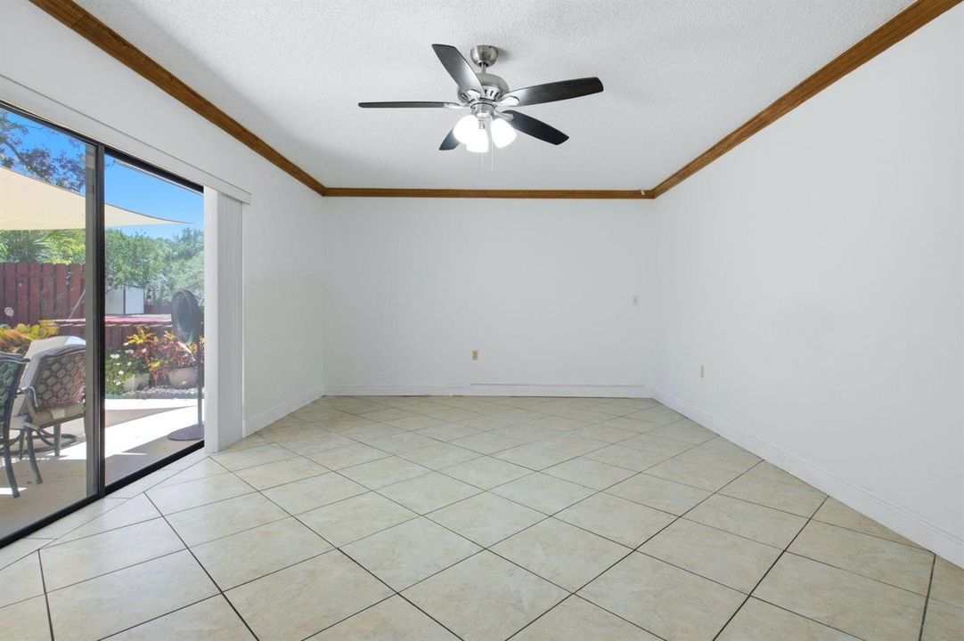 Living Room 4
