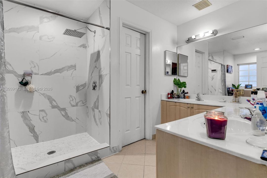 For Sale: $575,000 (4 beds, 3 baths, 2256 Square Feet)