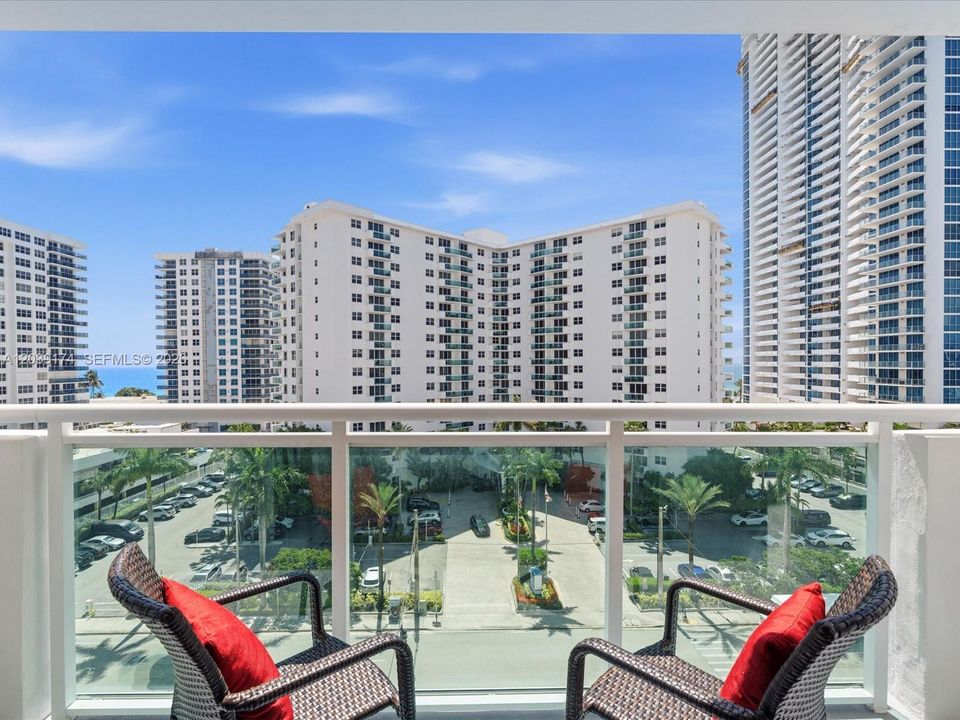 En Venta: $299,900 (1 camas, 1 baños, 906 Pies cuadrados)