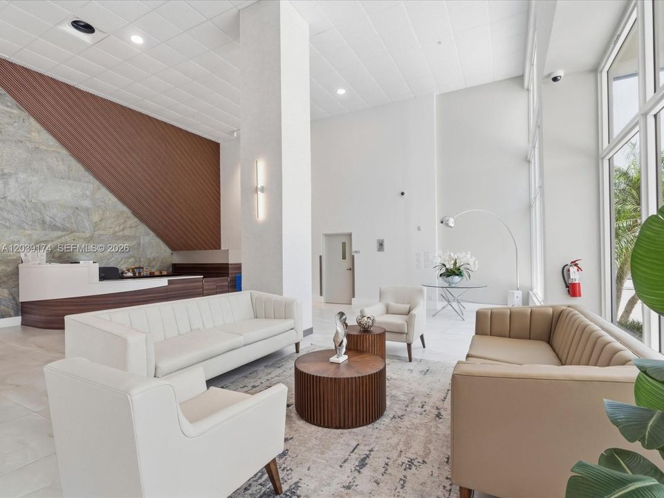 En Venta: $299,900 (1 camas, 1 baños, 906 Pies cuadrados)