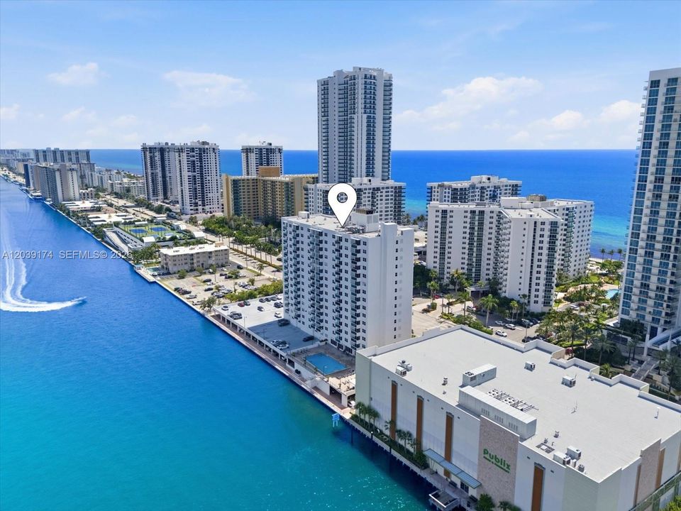 En Venta: $299,900 (1 camas, 1 baños, 906 Pies cuadrados)