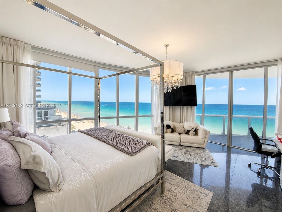 For Sale: $3,147,000 (3 beds, 3 baths, 2928 Square Feet)