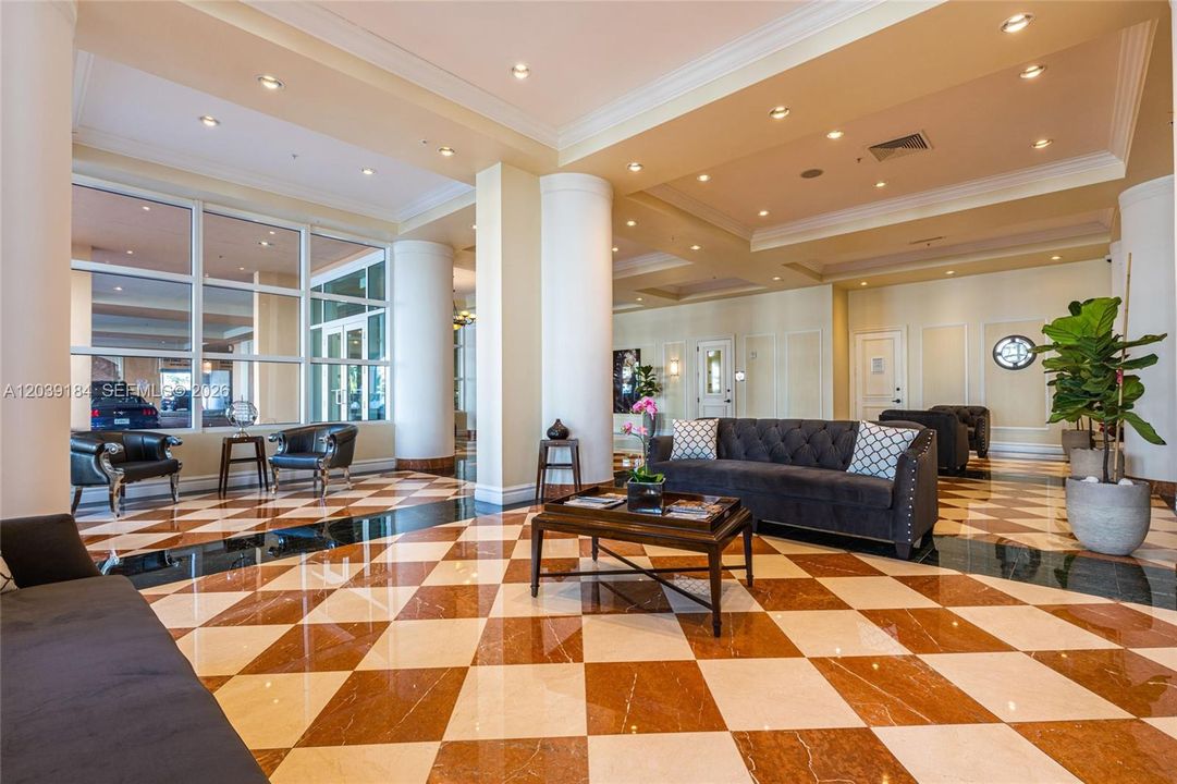 For Rent: $4,400 (2 beds, 2 baths, 1141 Square Feet)