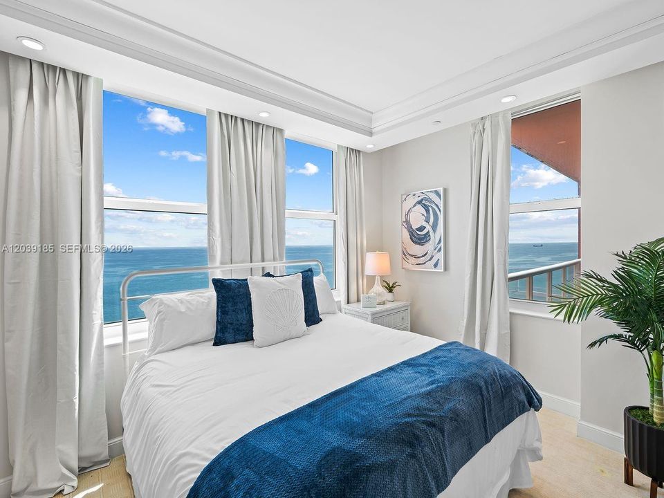 For Sale: $2,175,000 (3 beds, 2 baths, 2623 Square Feet)