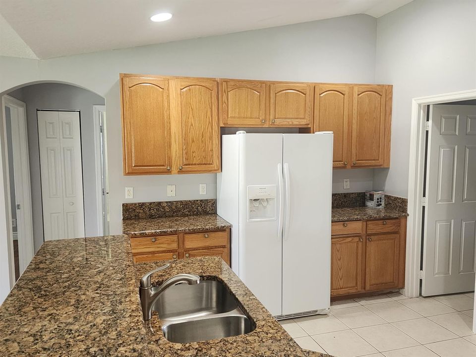 425 SW McComb Av (6)
