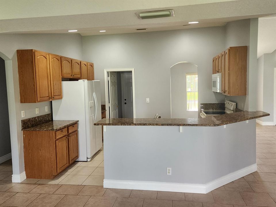 425 SW McComb Av (4)
