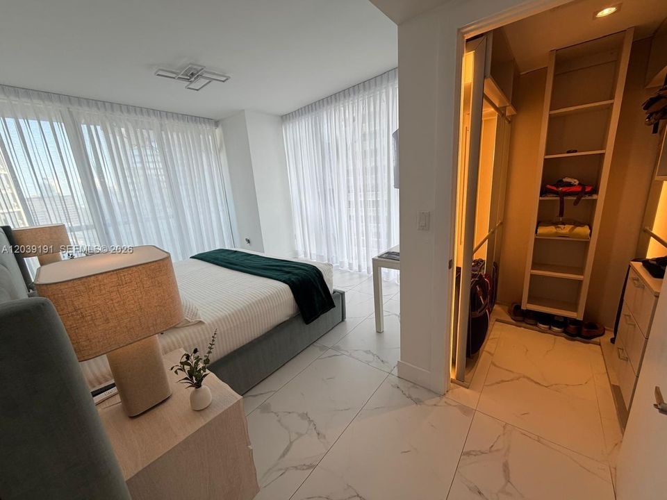 En Renta: $6,800 (2 camas, 2 baños, 1012 Pies cuadrados)