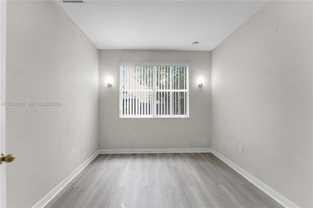 For Sale: $545,000 (3 beds, 3 baths, 1775 Square Feet)