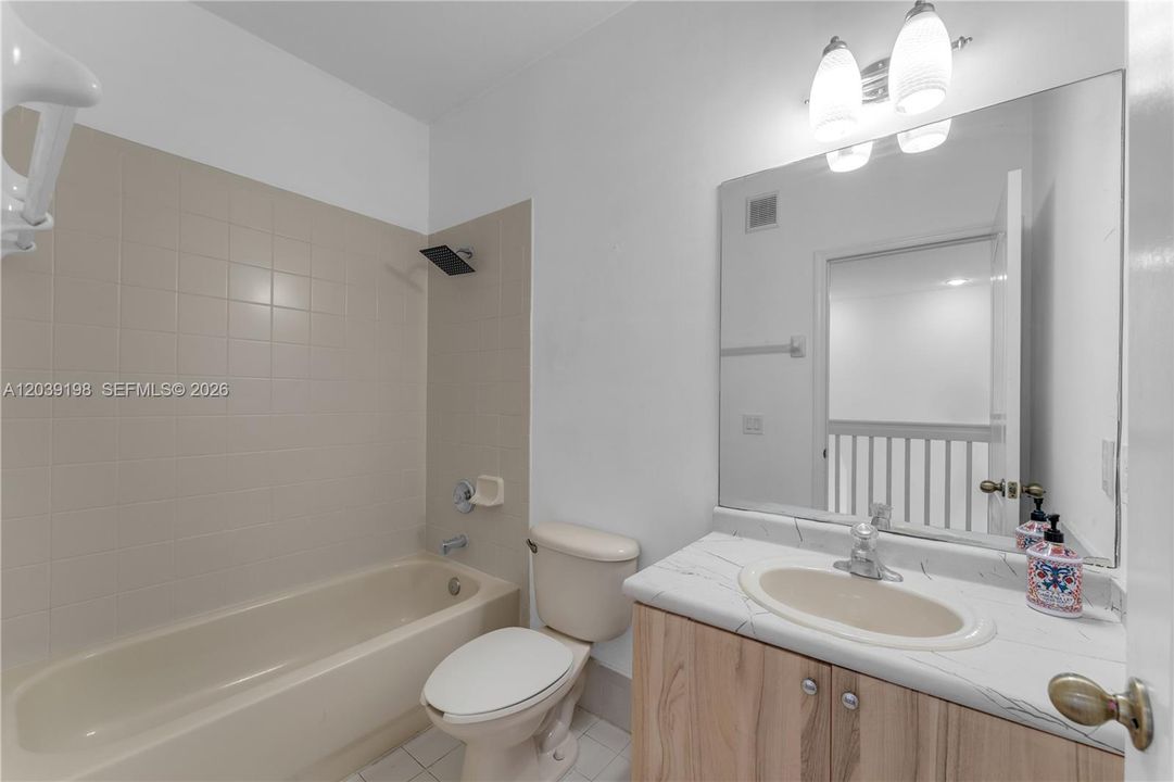 For Sale: $545,000 (3 beds, 3 baths, 1775 Square Feet)