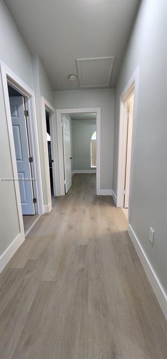 На продажу: $775,000 (4 спален, 2 ванн, 1672 Квадратных фут)