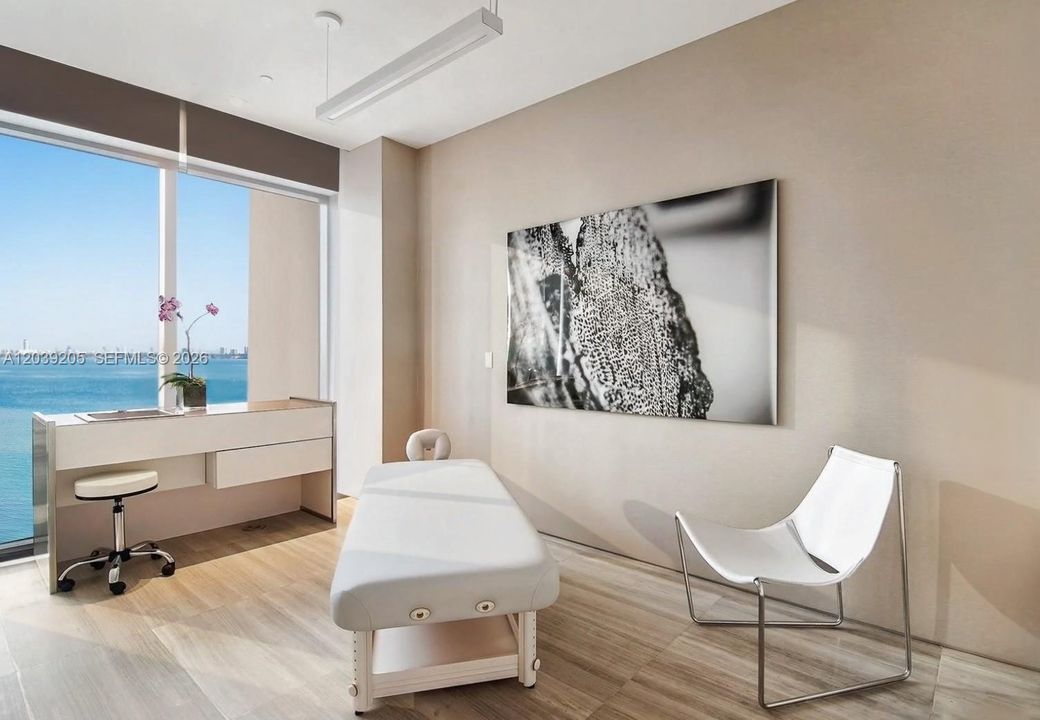 En Venta: $690,000 (2 camas, 2 baños, 1143 Pies cuadrados)