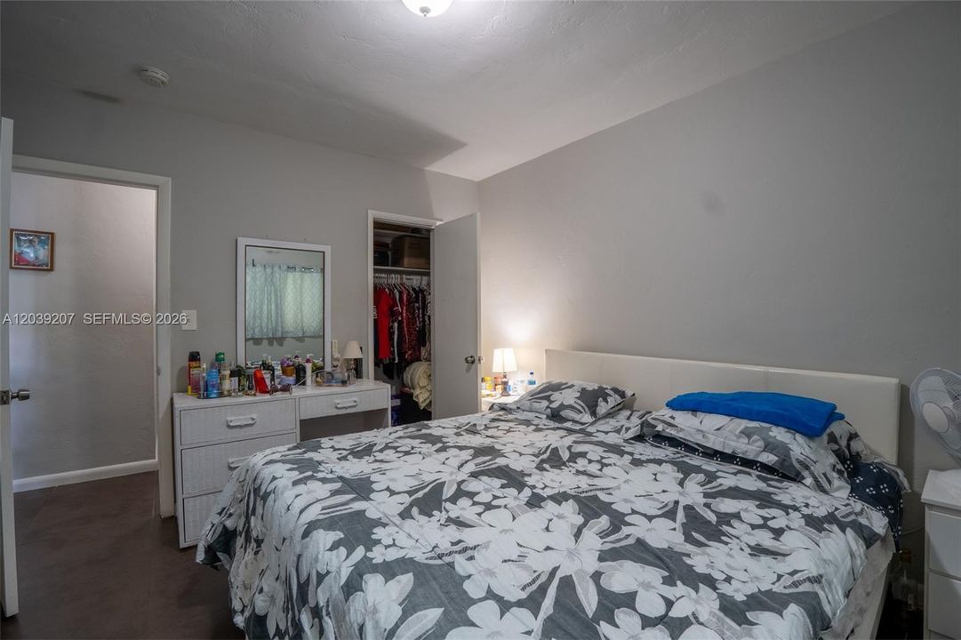 For Rent: $1,790 (1 beds, 1 baths, 700 Square Feet)