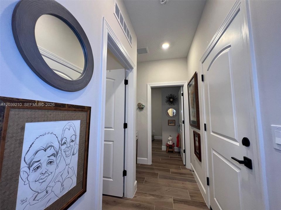 For Sale: $599,900 (3 beds, 2 baths, 2184 Square Feet)