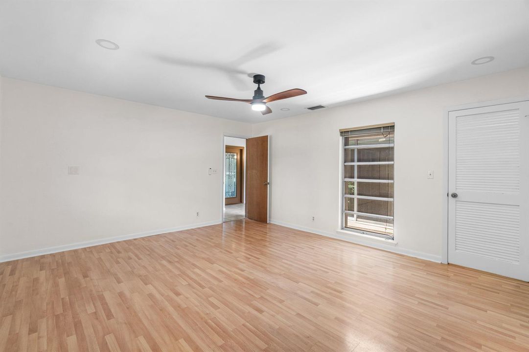 033-1051Southwest21stStreet-BocaRaton-FL