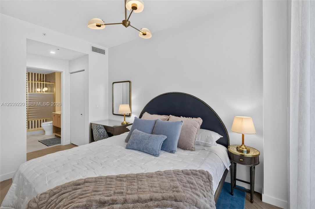 En Venta: $730,000 (1 camas, 1 baños, 720 Pies cuadrados)