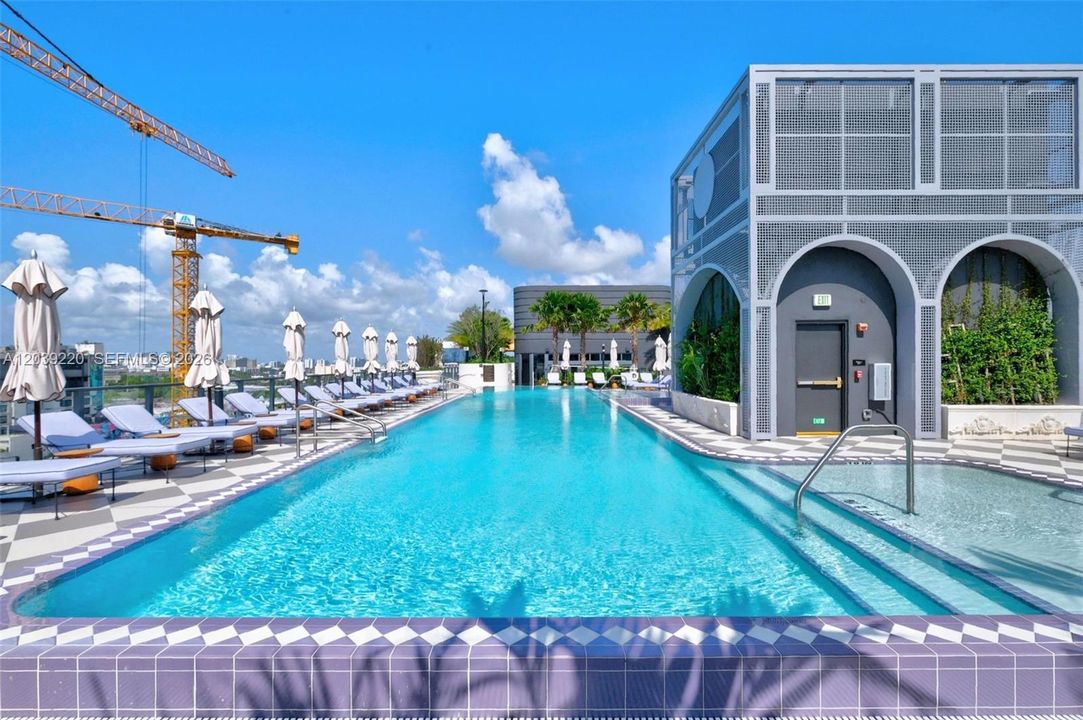 En Venta: $730,000 (1 camas, 1 baños, 720 Pies cuadrados)
