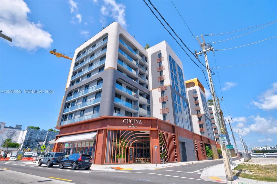 En Venta: $730,000 (1 camas, 1 baños, 720 Pies cuadrados)