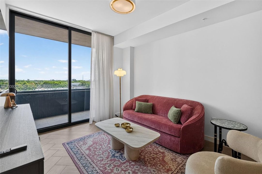 En Venta: $730,000 (1 camas, 1 baños, 720 Pies cuadrados)