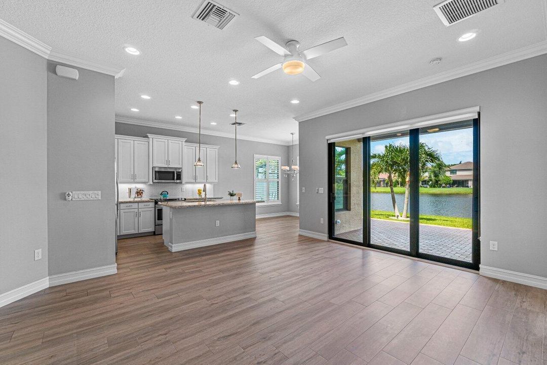 Living Room/Kitchen