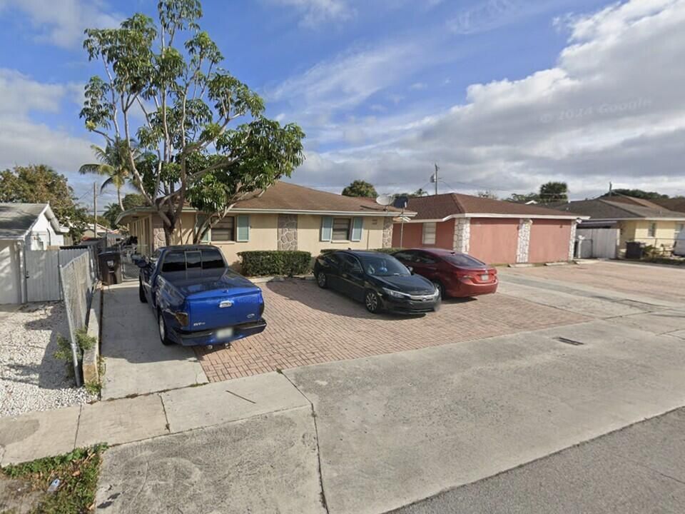 Street View 1