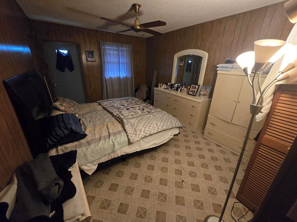 1005 Master Bedroom