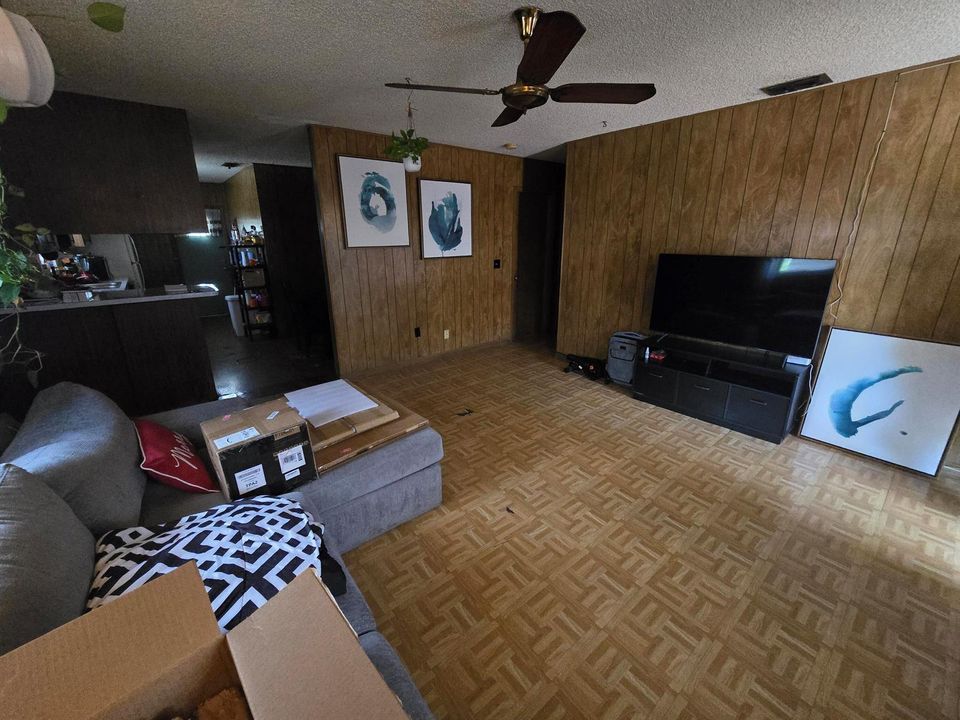 1005 Living 2
