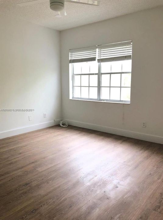 В аренду: $3,350 (3 спален, 2 ванн, 1534 Квадратных фут)