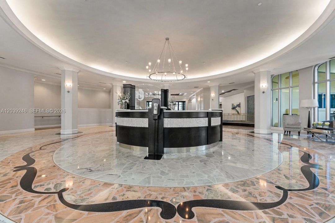 For Sale: $649,000 (1 beds, 1 baths, 745 Square Feet)