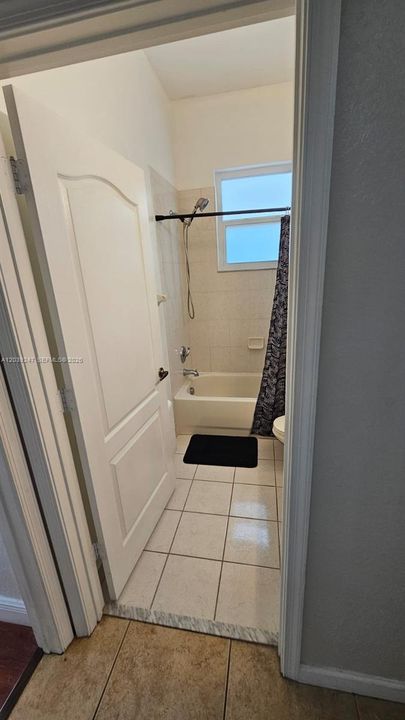 For Sale: $510,000 (5 beds, 3 baths, 2024 Square Feet)