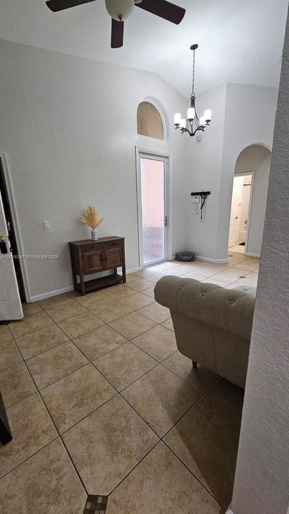 For Sale: $510,000 (5 beds, 3 baths, 2024 Square Feet)