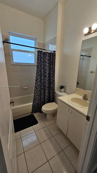 For Sale: $510,000 (5 beds, 3 baths, 2024 Square Feet)