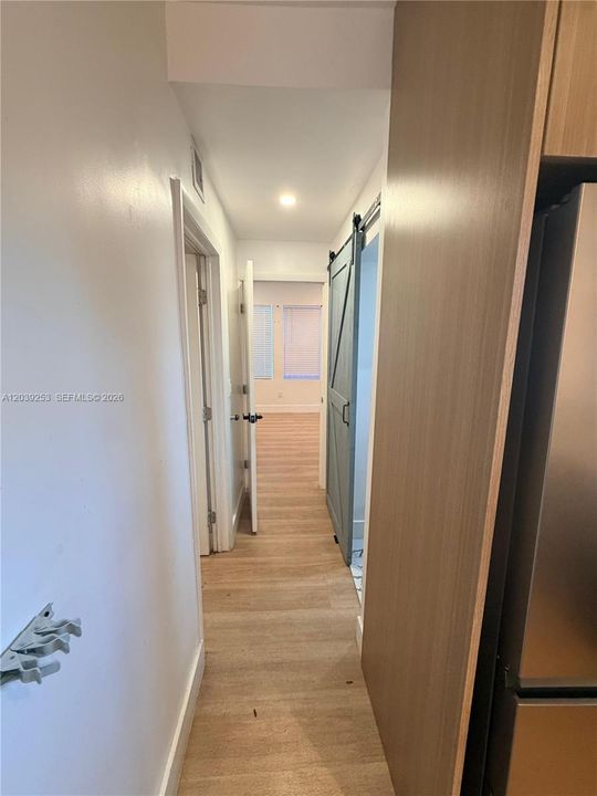 For Rent: $2,400 (2 beds, 1 baths, 6520 Square Feet)