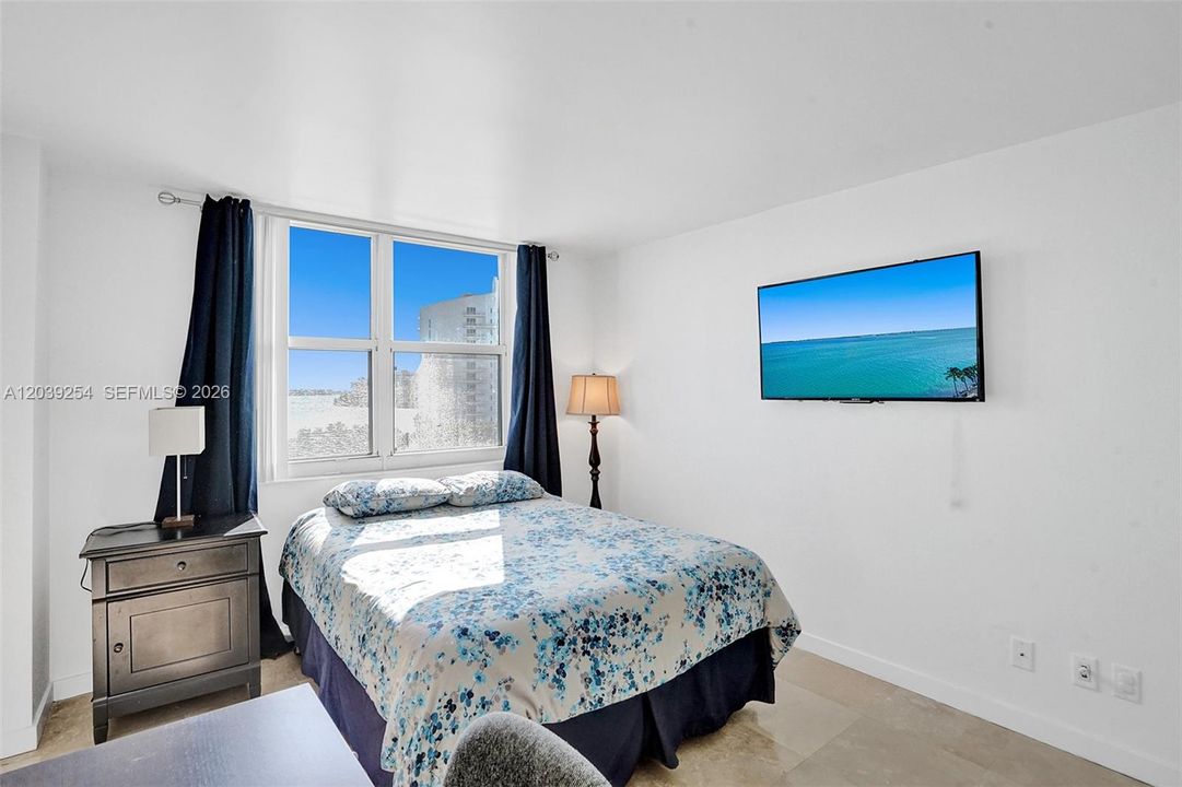 2nd Bedroom