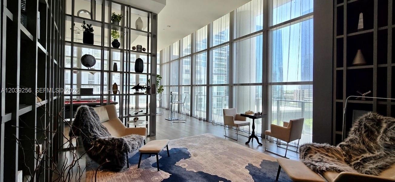 En Venta: $610,000 (1 camas, 1 baños, 812 Pies cuadrados)