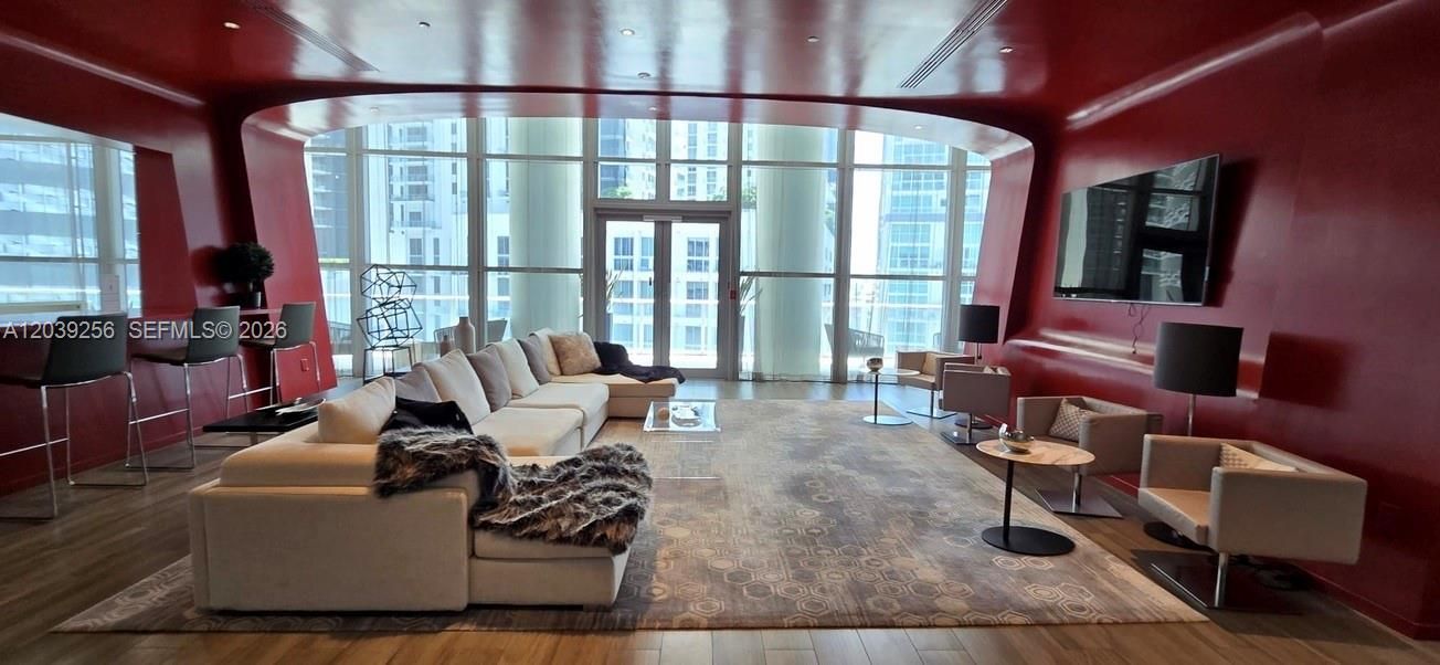 En Venta: $610,000 (1 camas, 1 baños, 812 Pies cuadrados)