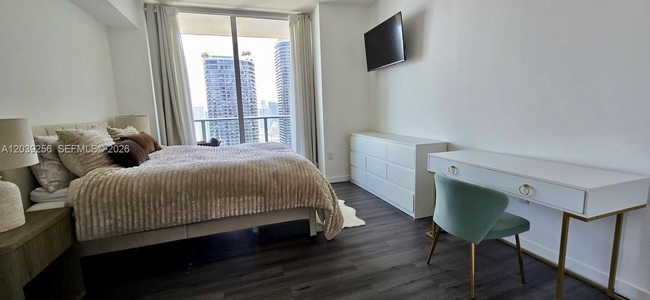 En Venta: $610,000 (1 camas, 1 baños, 812 Pies cuadrados)
