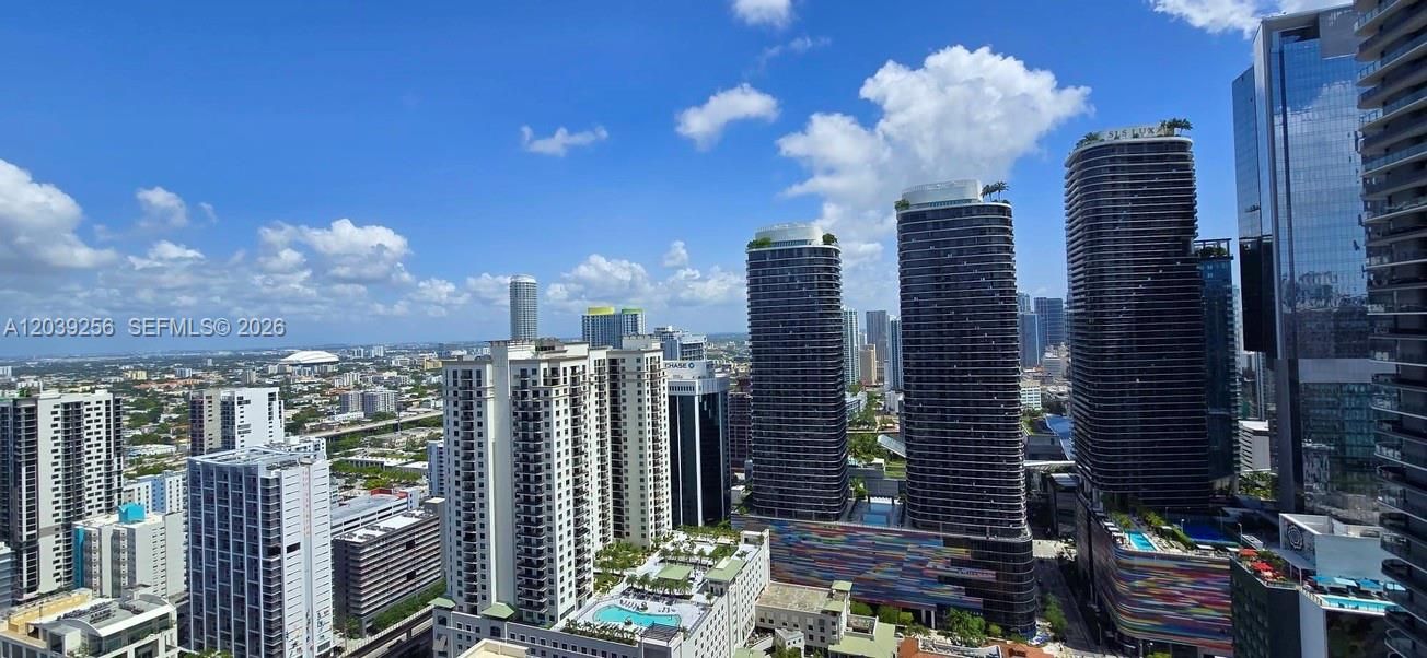 En Venta: $610,000 (1 camas, 1 baños, 812 Pies cuadrados)