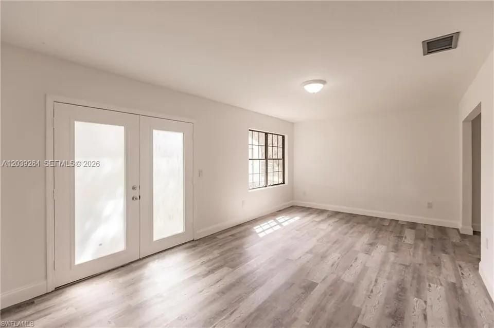 В аренду: $2,300 (3 спален, 2 ванн, 1412 Квадратных фут)