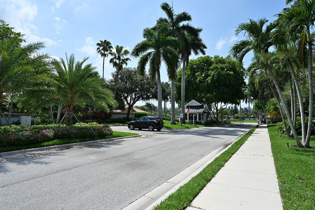 11741 Island Lakes Ln_51
