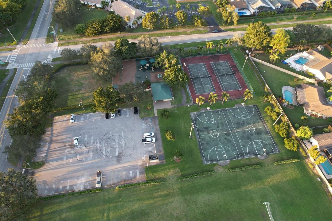 11741 Island Lakes Ln_53