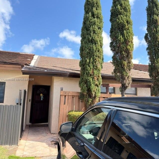 For Sale: $435,000 (3 beds, 2 baths, 1144 Square Feet)