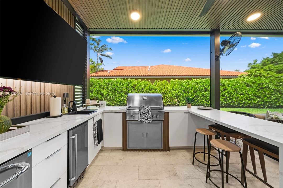 Outdoor Kitchen